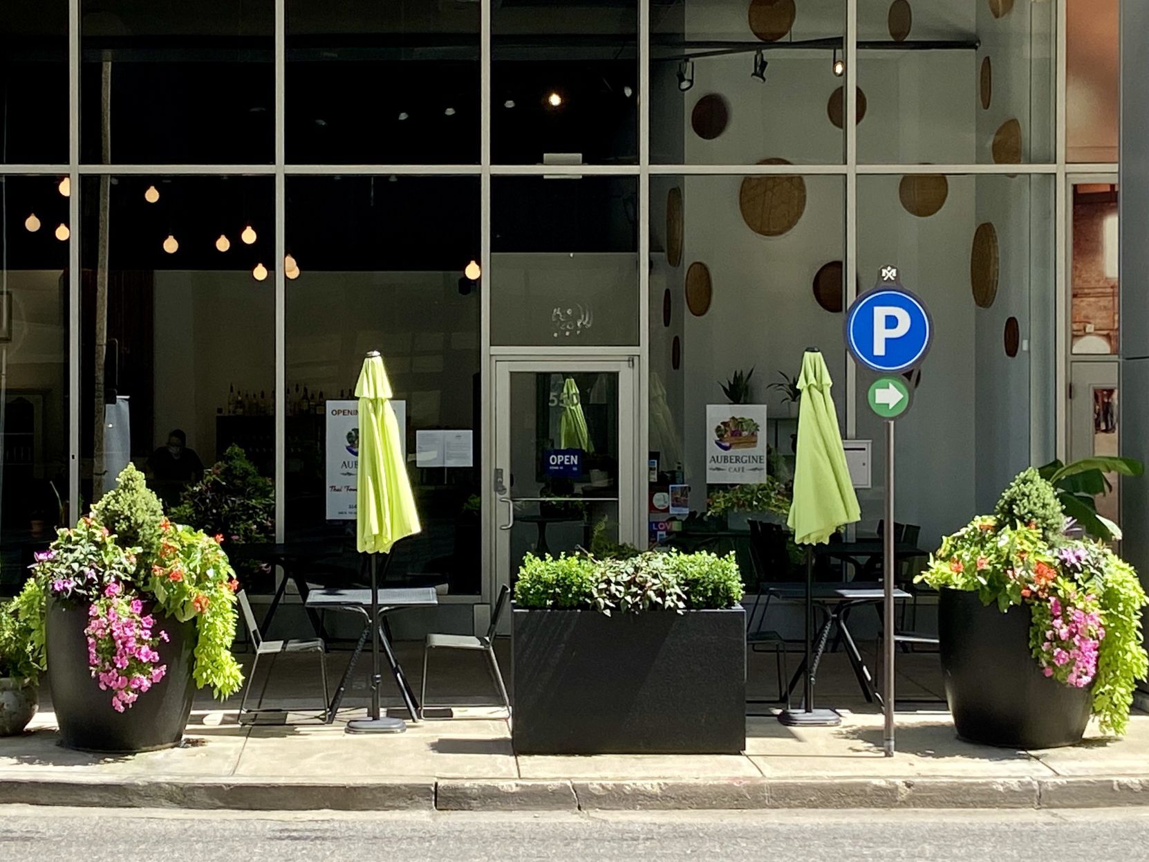 Aubergine Cafe